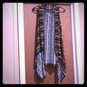 Long sleeveless pattern duster cardigan